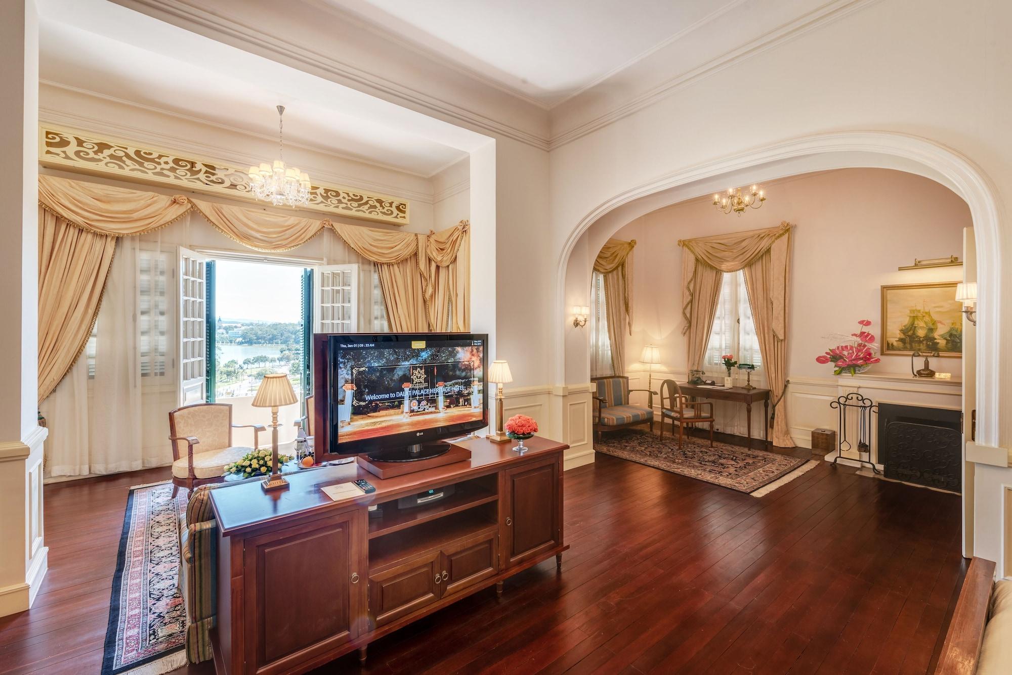 Dalat Palace Heritage Hotel Kültér fotó