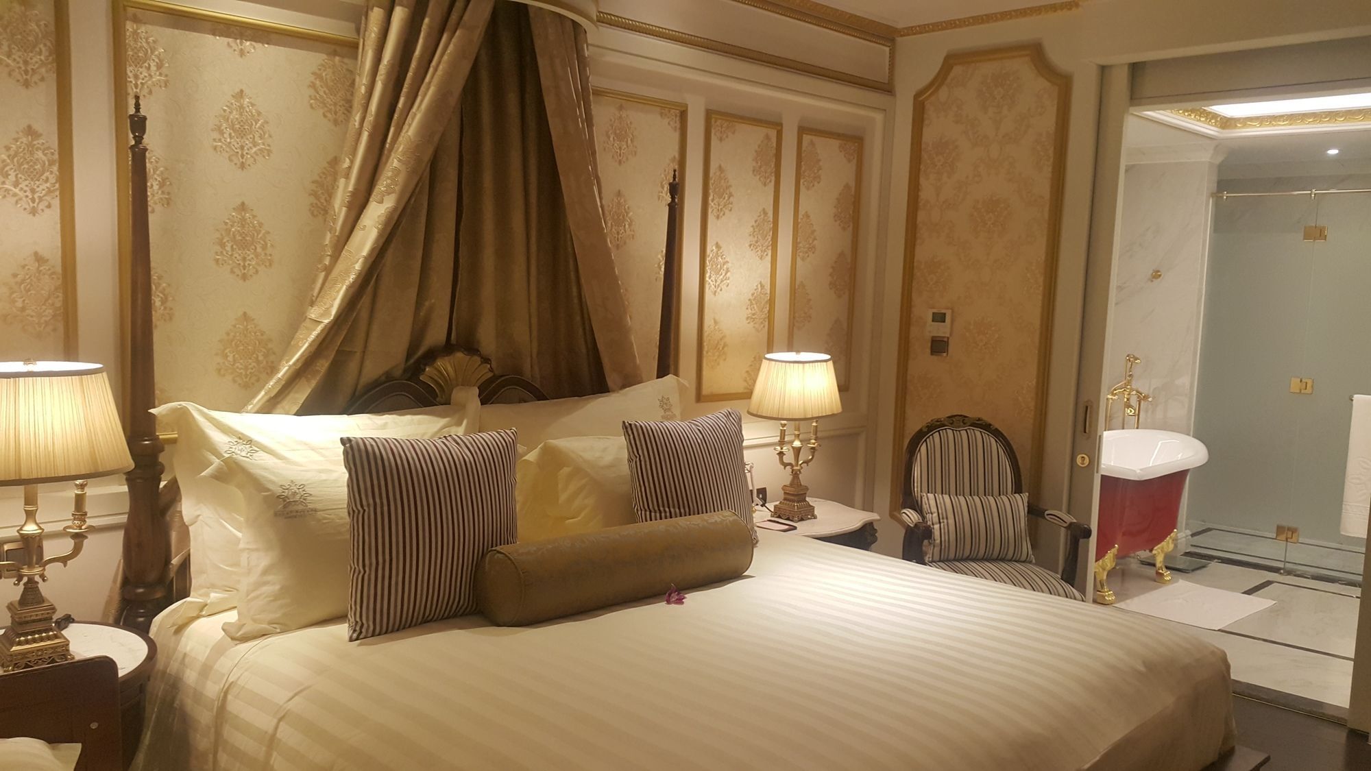 Dalat Palace Heritage Hotel Kültér fotó